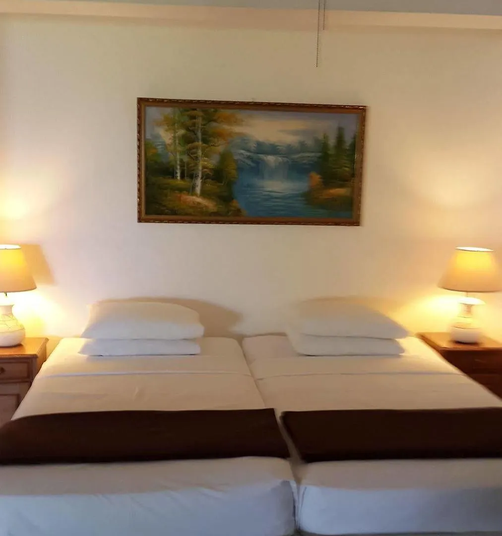 Pensionat Ade'S Domicil Hotell Bacolet Trinidad och Tobago